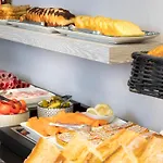 فندق مونفلوري باريس