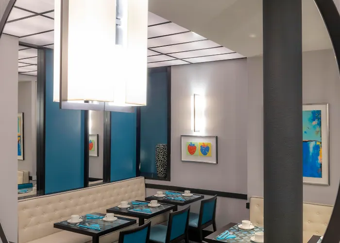Hotel Montfleuri 4*