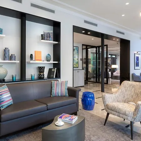 Hotel Montfleuri Paris