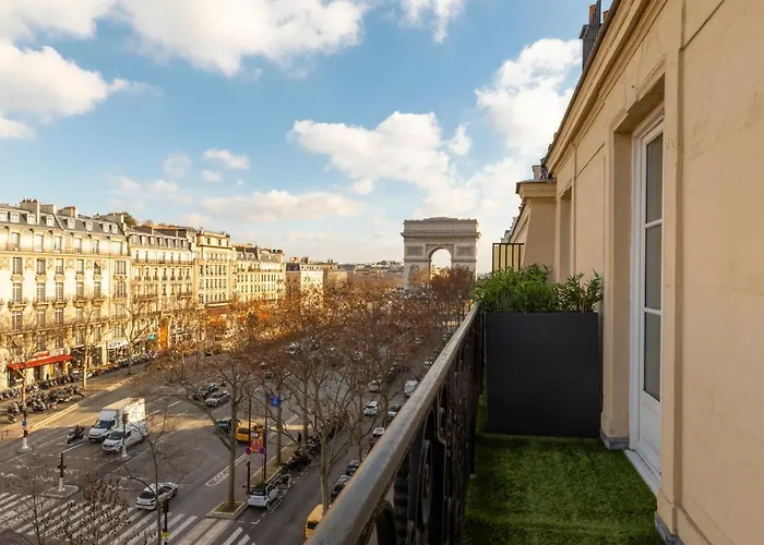 Montfleuri Отель