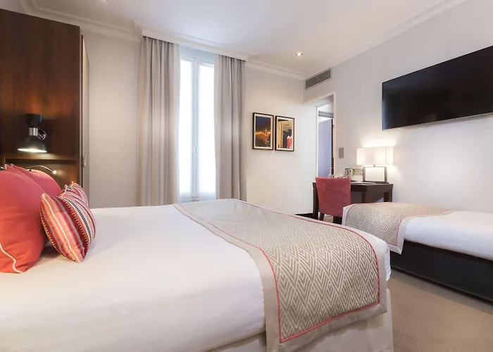 Hotel Montfleuri Parigi