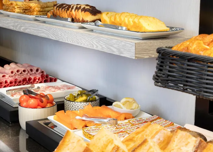 Hotel Montfleuri Parigi