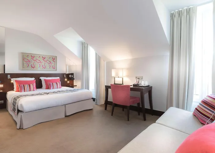 Hotel Montfleuri Paris